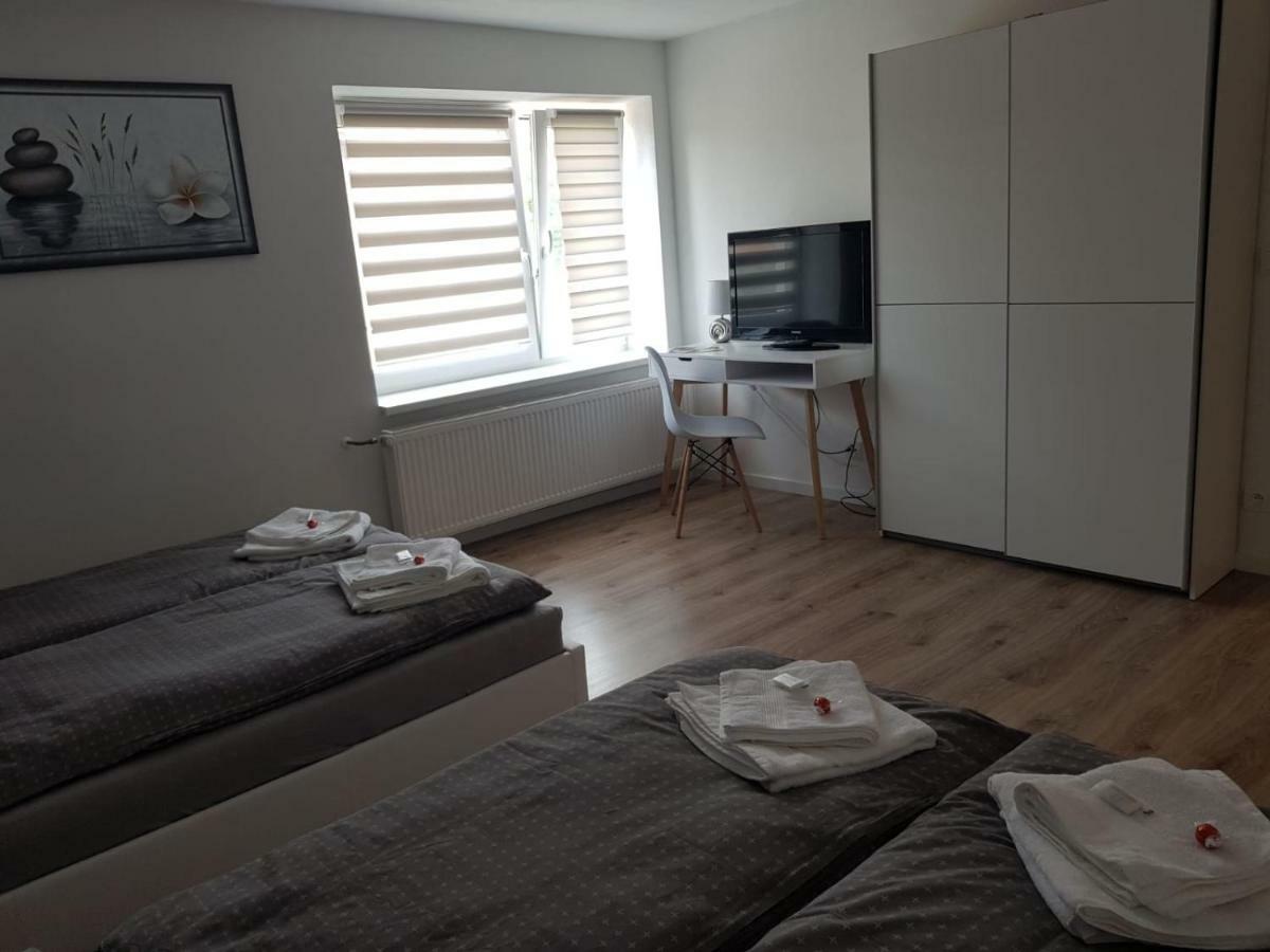 Aresko-Apartments Vidnava ภายนอก รูปภาพ